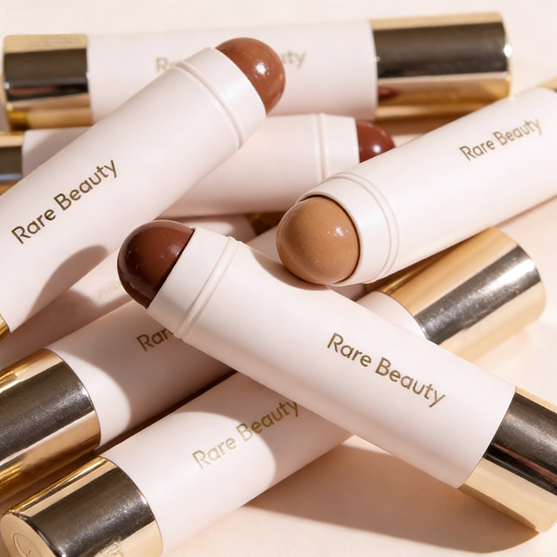 Rare Beauty Moisturize Silky T - Rare Beauty Makeup Highlighter ulasan dan harga