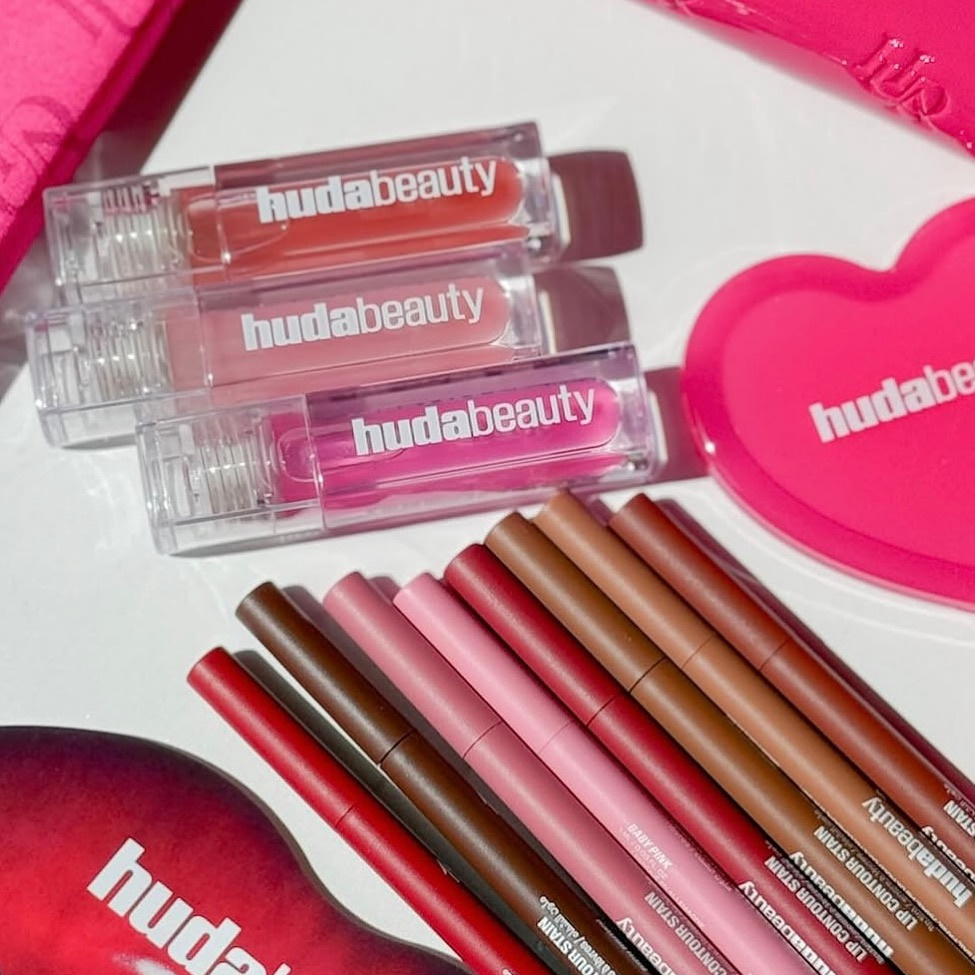 Hot Rare Lip Gloss Multicolor  - Huda Beauty Makeup Set ulasan dan harga